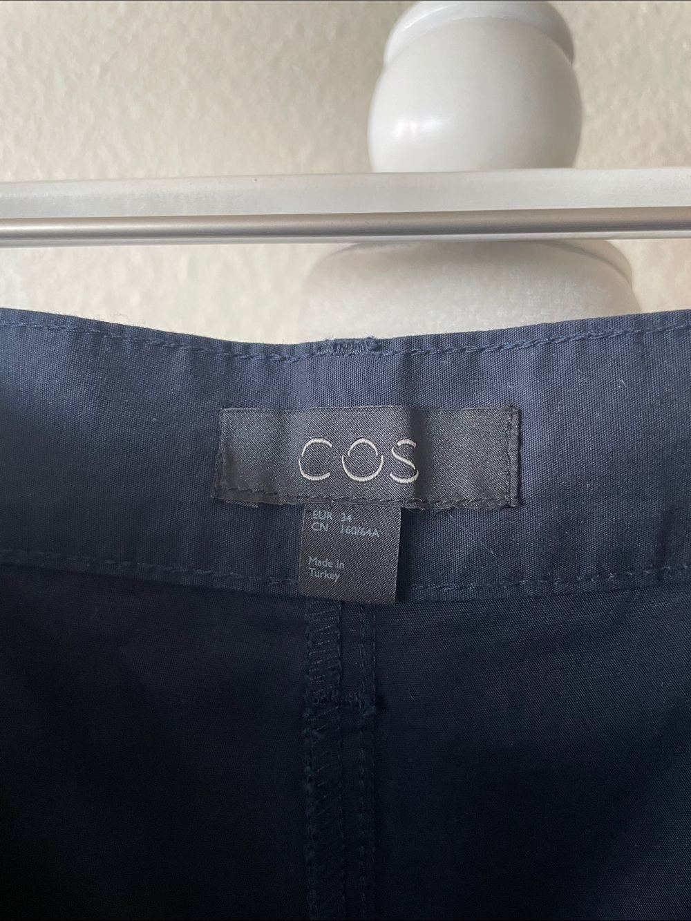 COS Navy Cotton Cropped Barrel Leg Utility Pants EU 34 - Picture 6 of 9